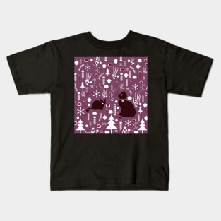 Wintry kitties in purple Kids T-Shirt